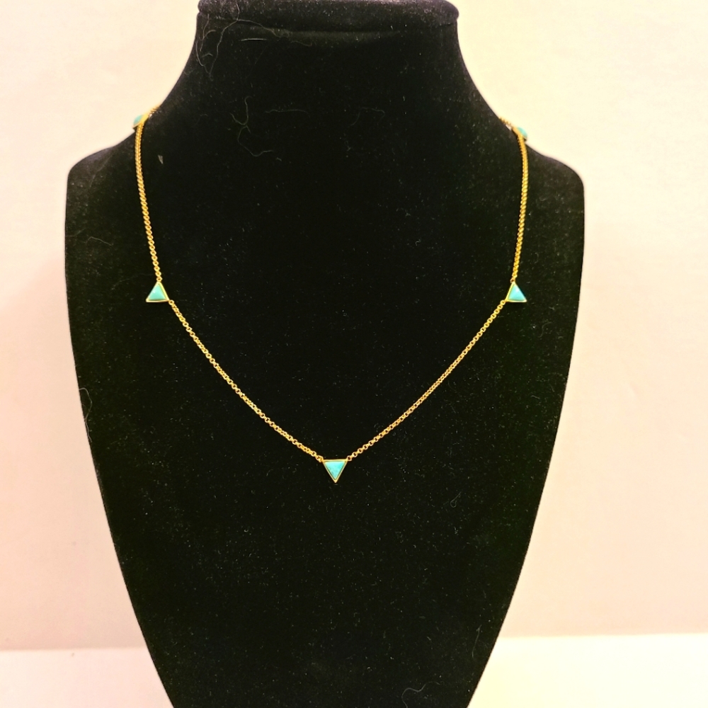 kvbijou Tiny Triangle Gold / Turquoise Necklace 16-18"
